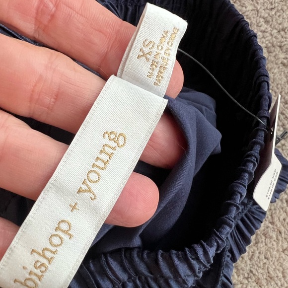 Bishop + young skirt - Picture 3 of 5